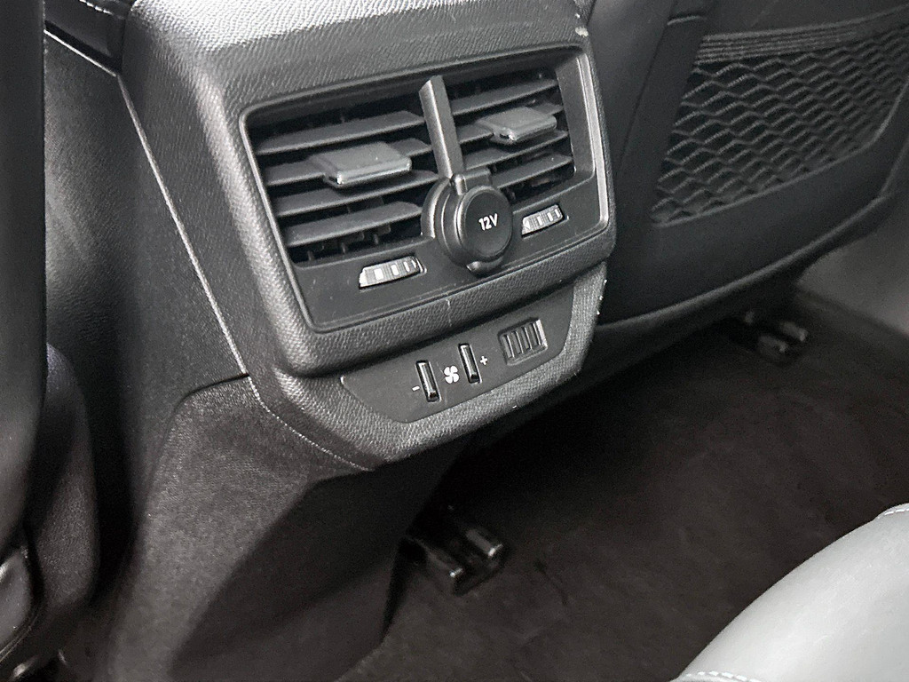 Peugeot 5008 (KFV75Z) met abonnement
