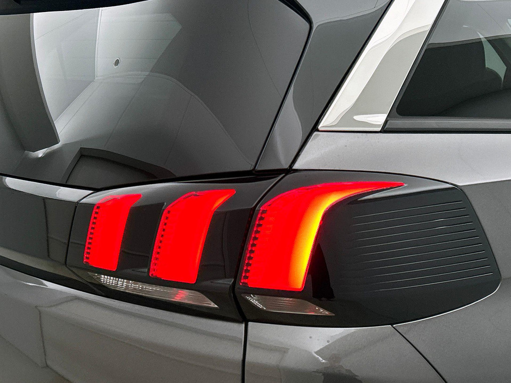 Peugeot 5008 (KFV75Z) met abonnement