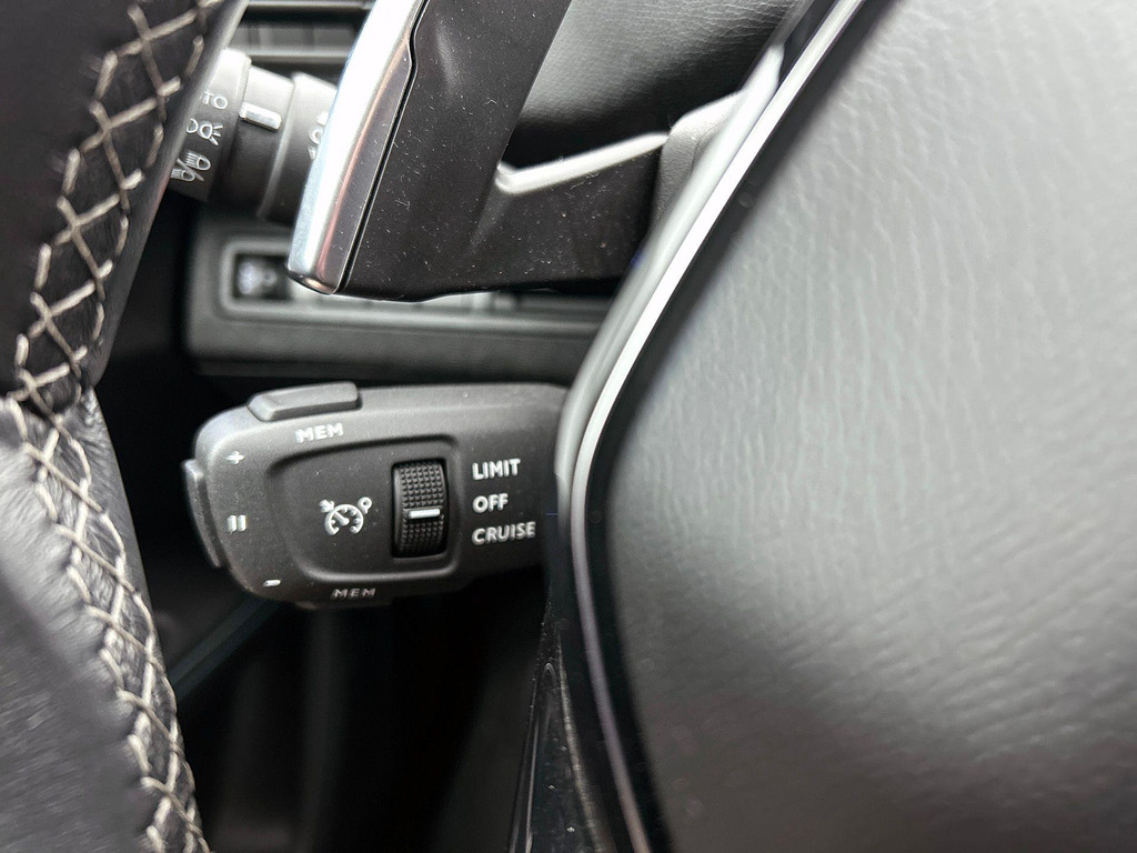 Peugeot 5008 (KFV75Z) met abonnement