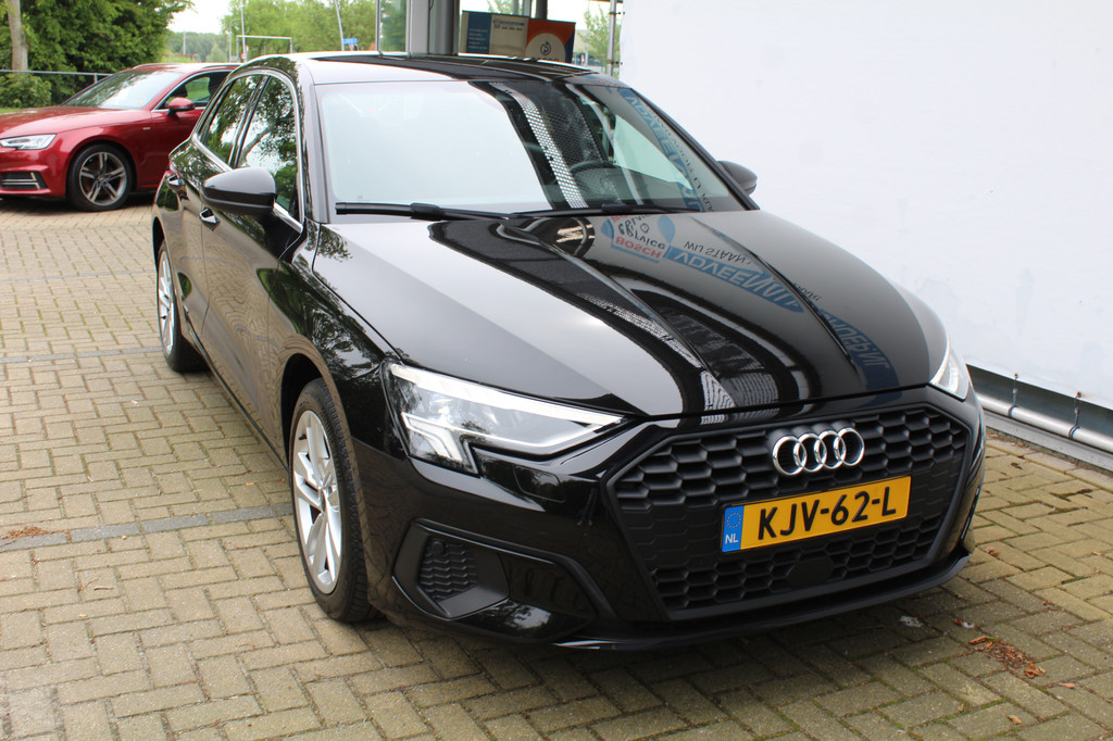Audi A3 (KJV62L) met abonnement