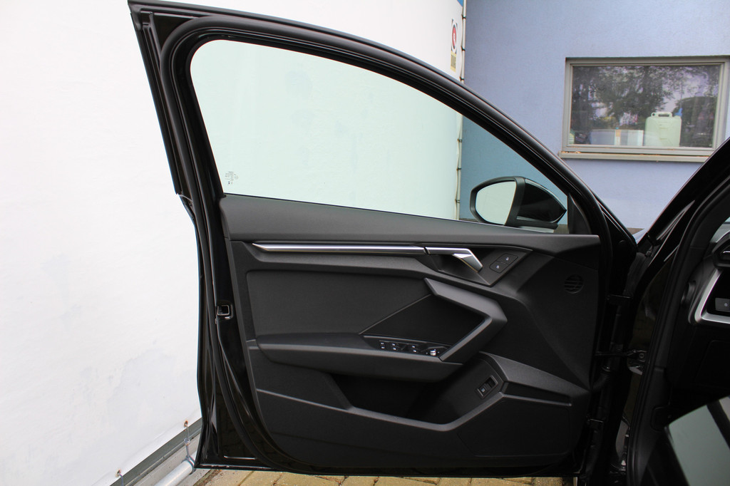 Audi A3 (KJV62L) met abonnement