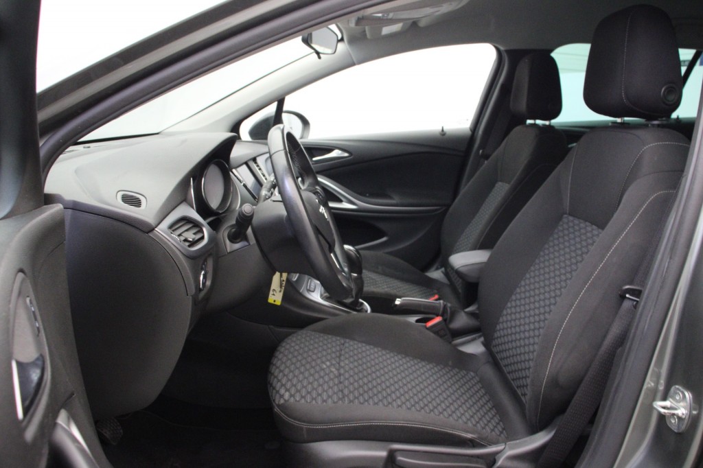 Opel Astra (N612BP) met abonnement
