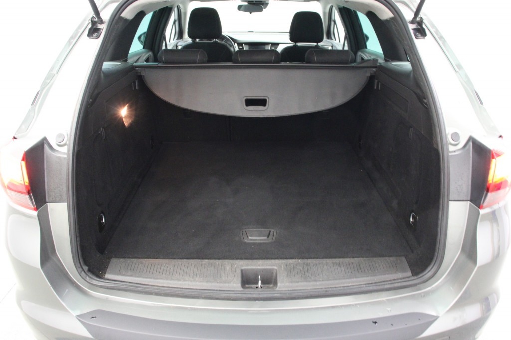 Opel Astra (N612BP) met abonnement