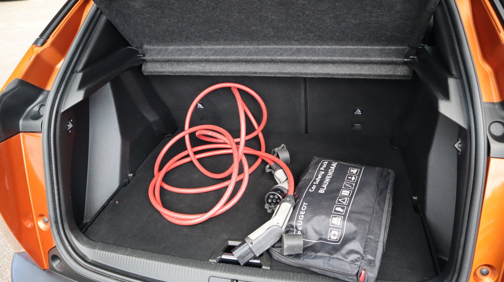 Peugeot e-2008 (R408GH) met abonnement