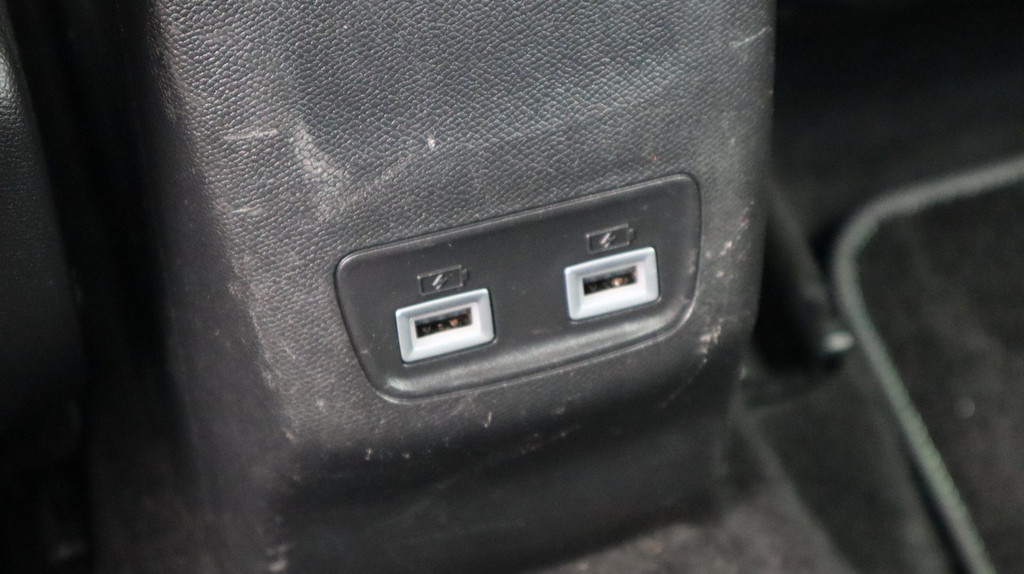 Peugeot e-2008 (R408GH) met abonnement