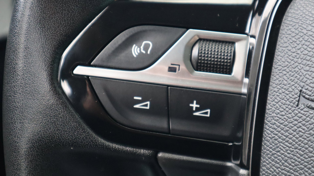 Peugeot e-2008 (R408GH) met abonnement