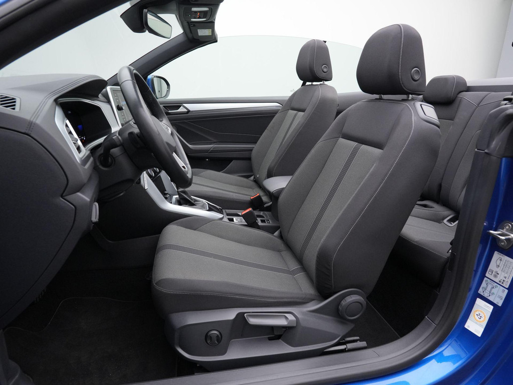 Volkswagen T-Roc Cabrio (KJV88D) met abonnement