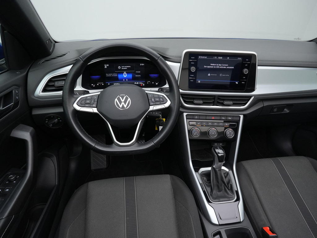 Volkswagen T-Roc Cabrio (KJV88D) met abonnement