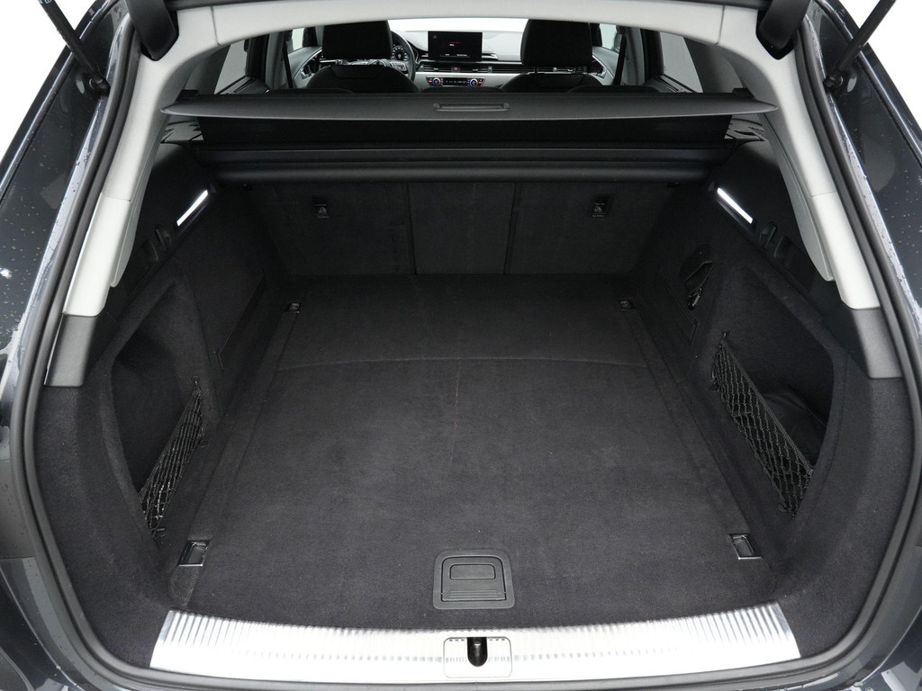 Audi A4 (K025TF) met abonnement