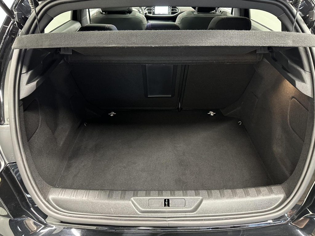 Peugeot 308 (L278LV) met abonnement