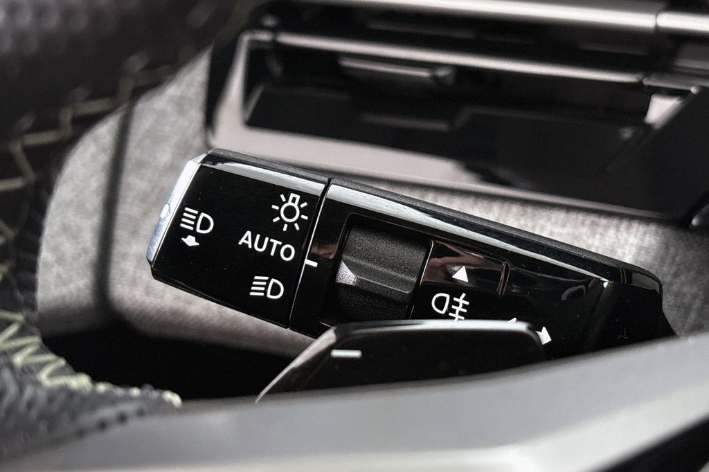 Peugeot 3008 (KLF05S) met abonnement