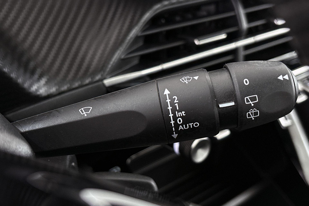Peugeot 2008 (T337GK) met abonnement