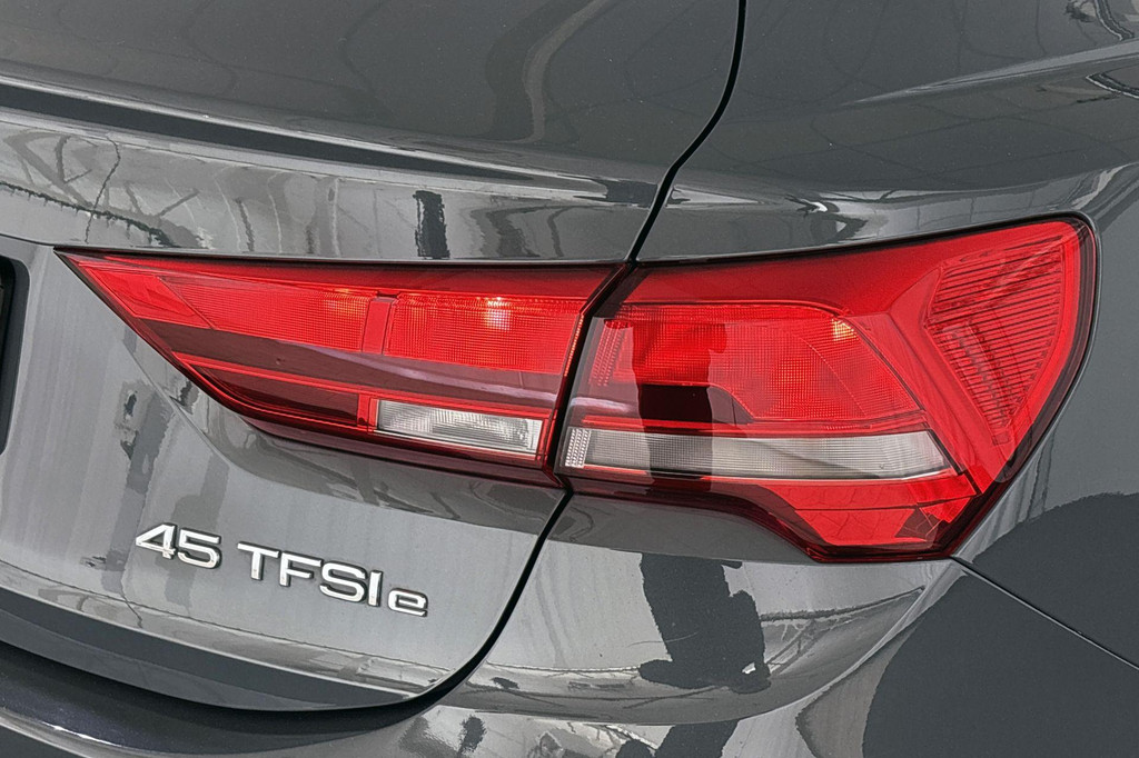 Audi Q3 Sportback (KLF54R) met abonnement