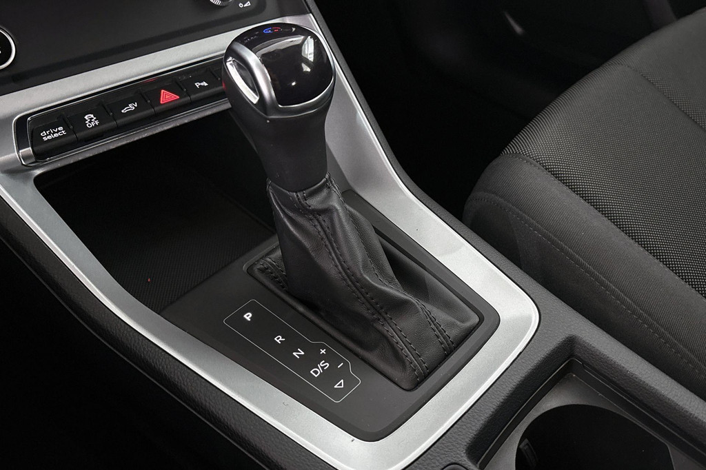 Audi Q3 Sportback (KLF54R) met abonnement