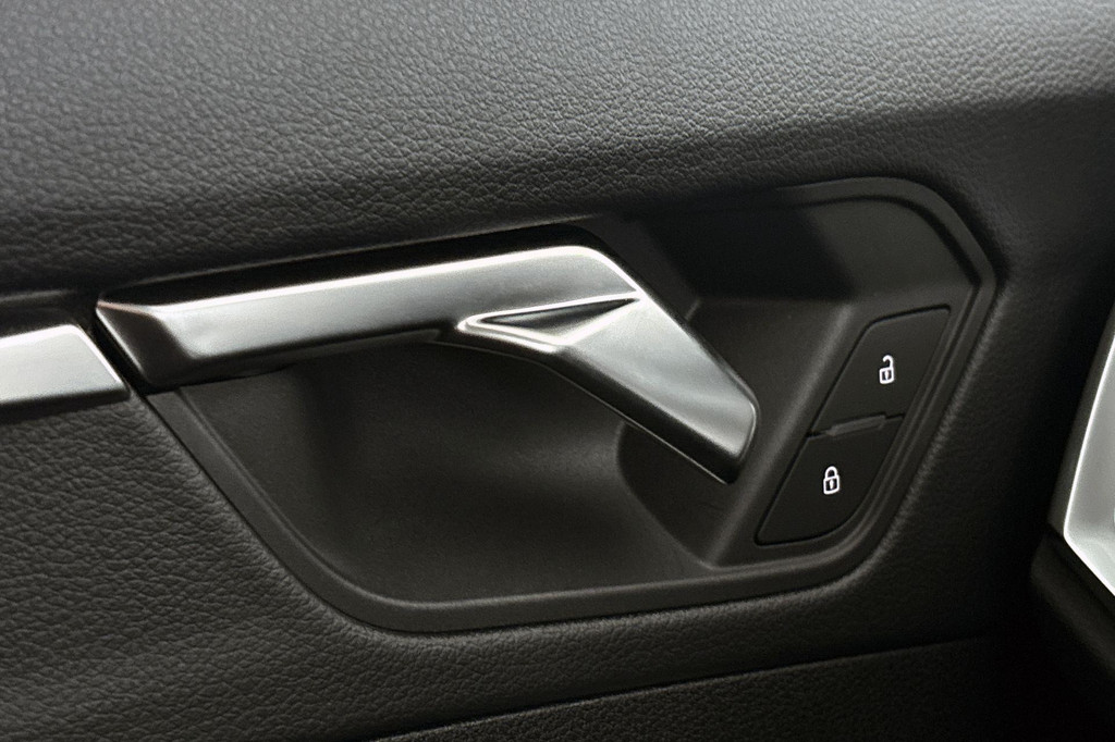 Audi Q3 Sportback (KLF54R) met abonnement