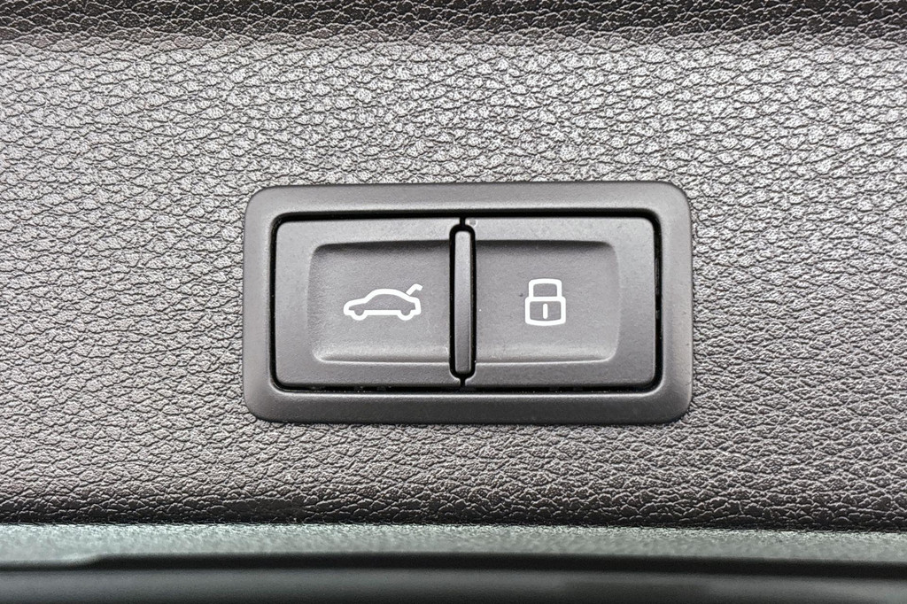 Audi Q3 Sportback (KLF54R) met abonnement