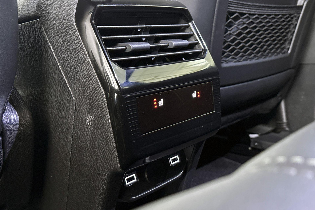 Peugeot 3008 (KLB81N) met abonnement