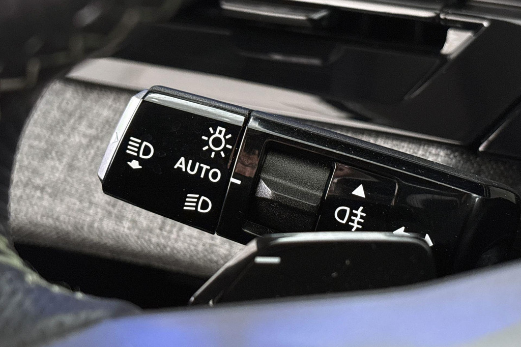 Peugeot 3008 (KLB81N) met abonnement