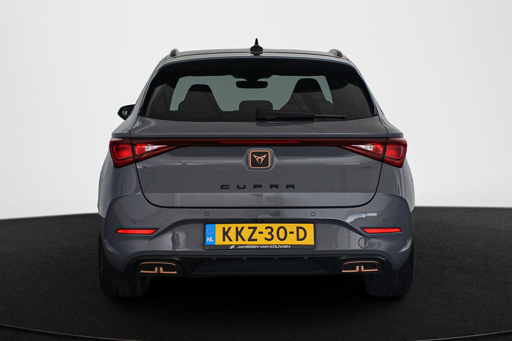 CUPRA Leon Sportstourer (KKZ30D) met abonnement