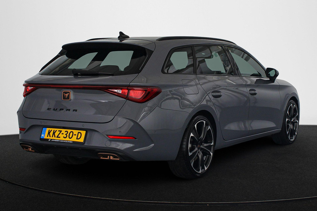 CUPRA Leon Sportstourer (KKZ30D) met abonnement