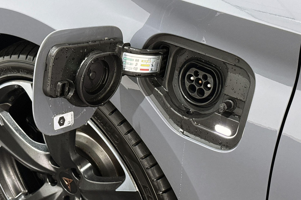 CUPRA Leon Sportstourer (KKZ30D) met abonnement