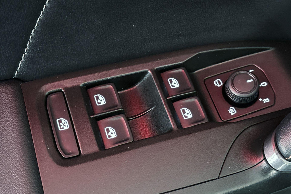 CUPRA Leon Sportstourer (KKZ30D) met abonnement