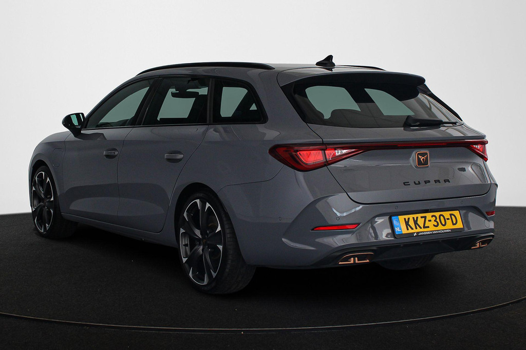 CUPRA Leon Sportstourer (KKZ30D) met abonnement