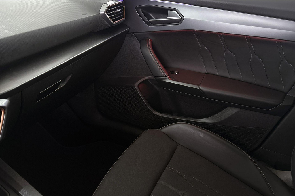 CUPRA Leon Sportstourer (KKZ30D) met abonnement