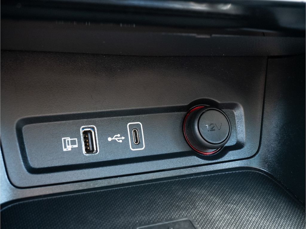 MG ZS-EV (P942PN) met abonnement