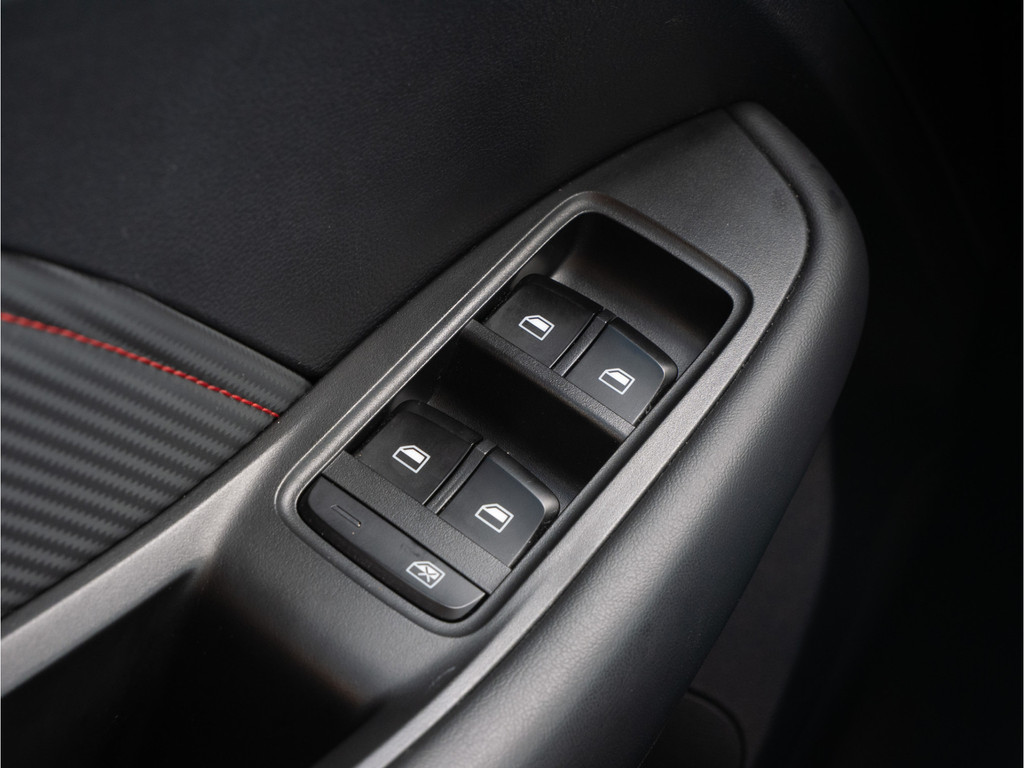 MG ZS-EV (P942PN) met abonnement