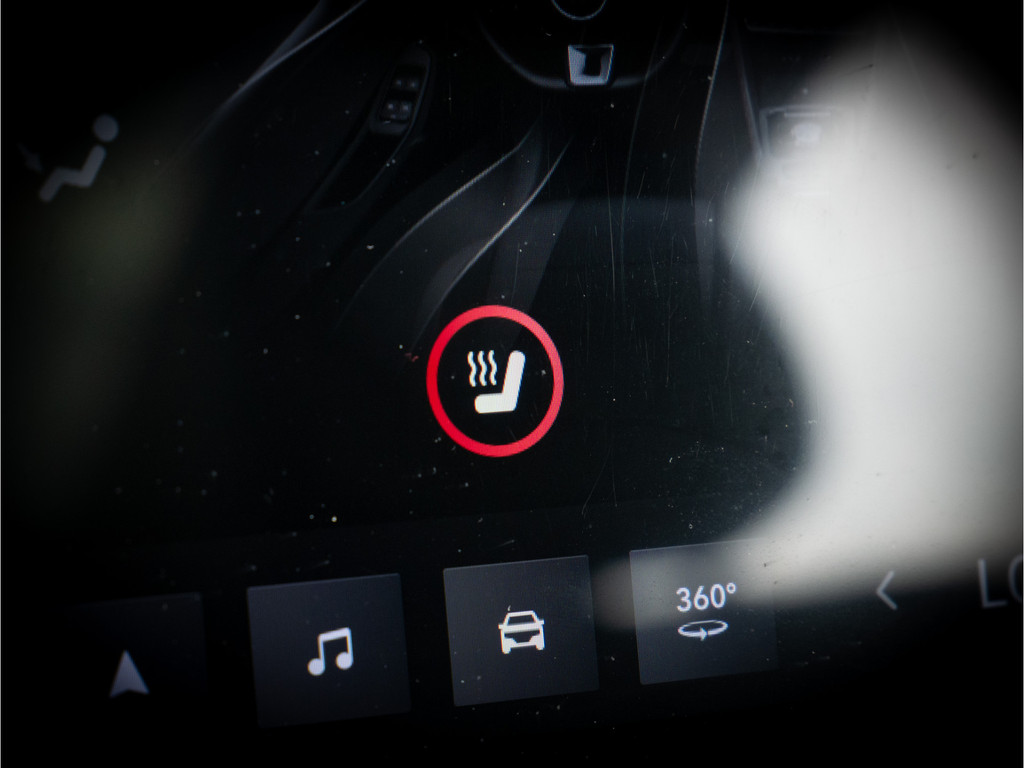 MG ZS-EV (P942PN) met abonnement