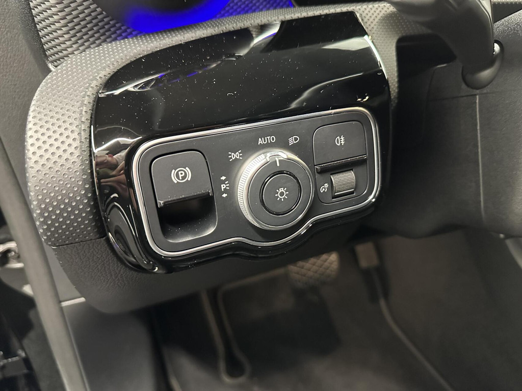 Mercedes-Benz CLA-Klasse (P281JF) met abonnement