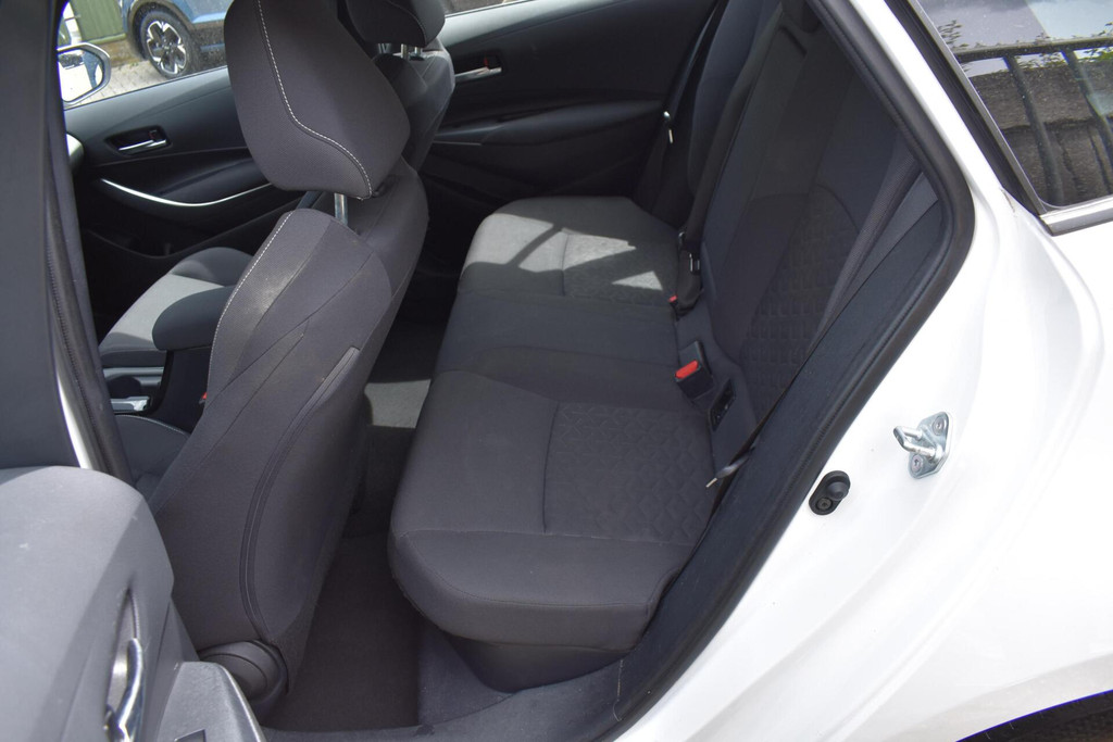 Toyota Corolla Touring Sports (K697SB) met abonnement