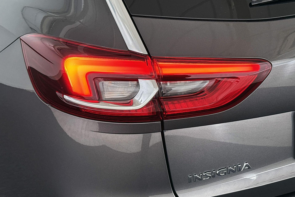 Opel Insignia (P764HP) met abonnement