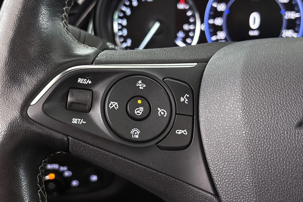 Opel Insignia (P764HP) met abonnement