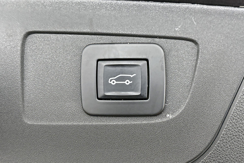Opel Insignia (P764HP) met abonnement