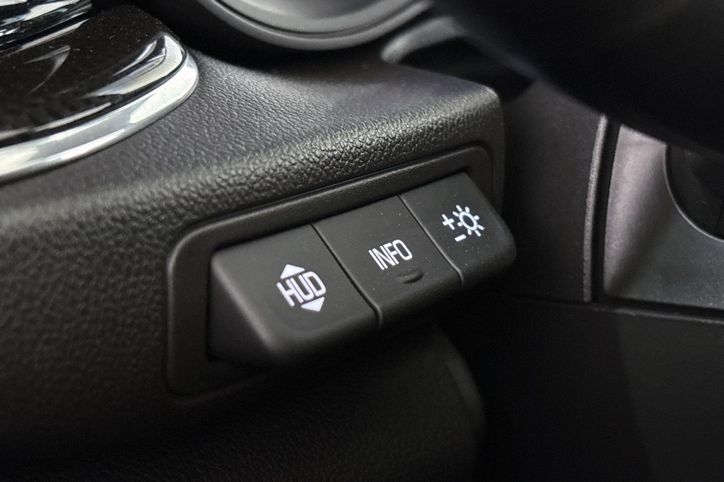 Opel Insignia (P764HP) met abonnement