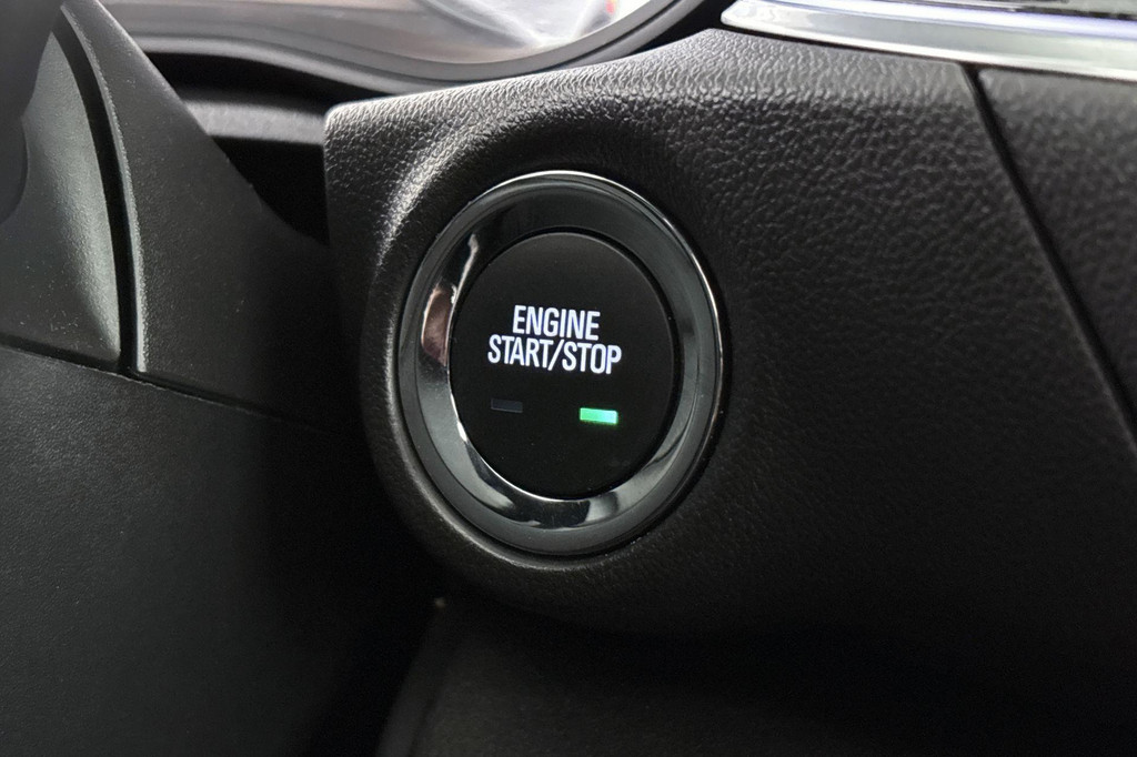 Opel Insignia (P764HP) met abonnement