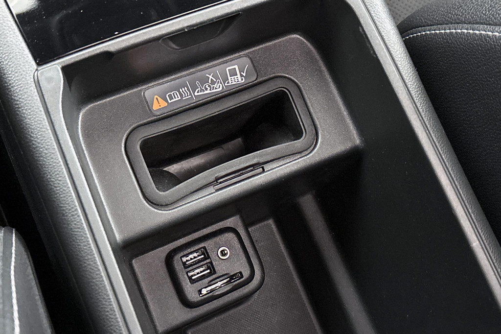Opel Insignia (P764HP) met abonnement