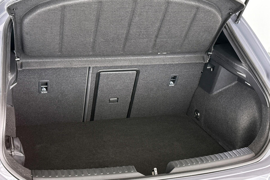 CUPRA Leon (KJS20X) met abonnement