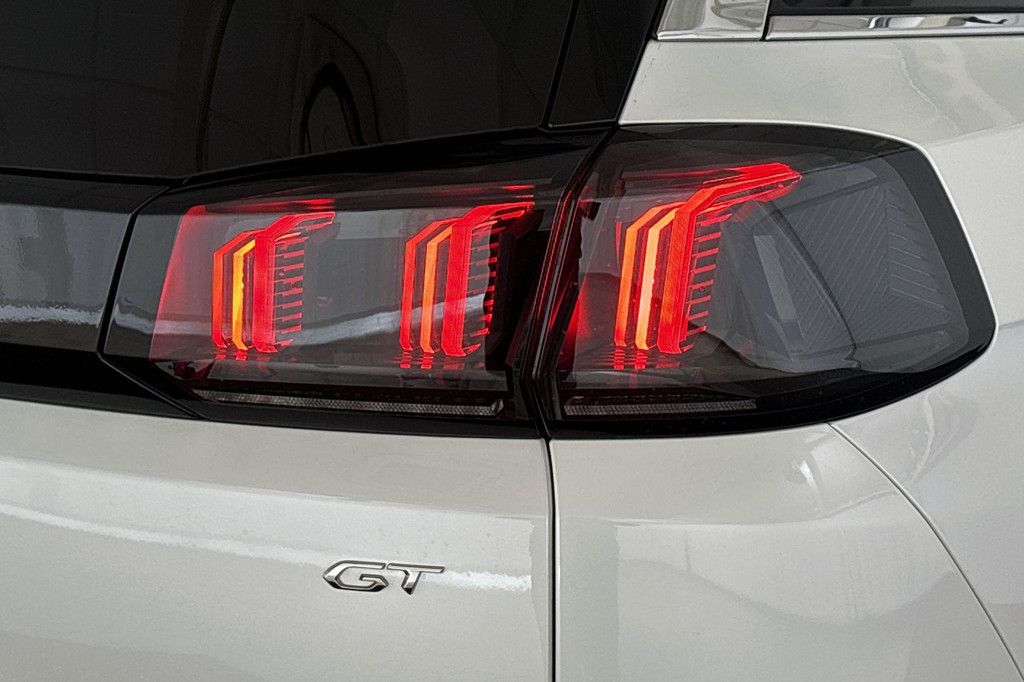 Peugeot 5008 (KKS21V) met abonnement