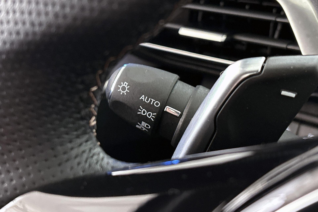 Peugeot 5008 (KKS21V) met abonnement