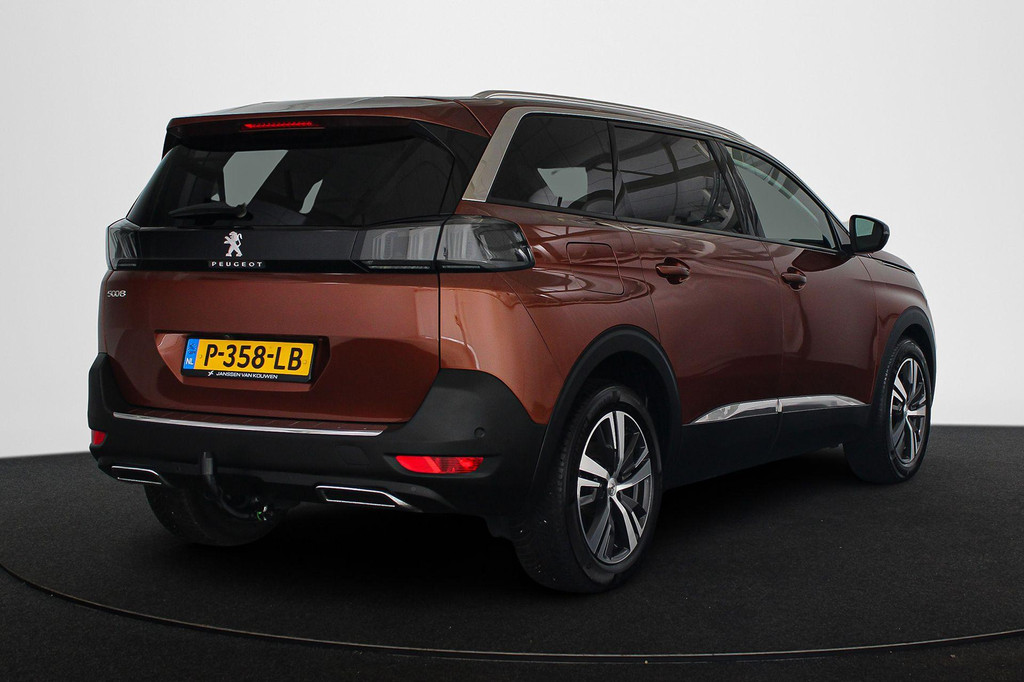 Peugeot 5008 (P358LB) met abonnement