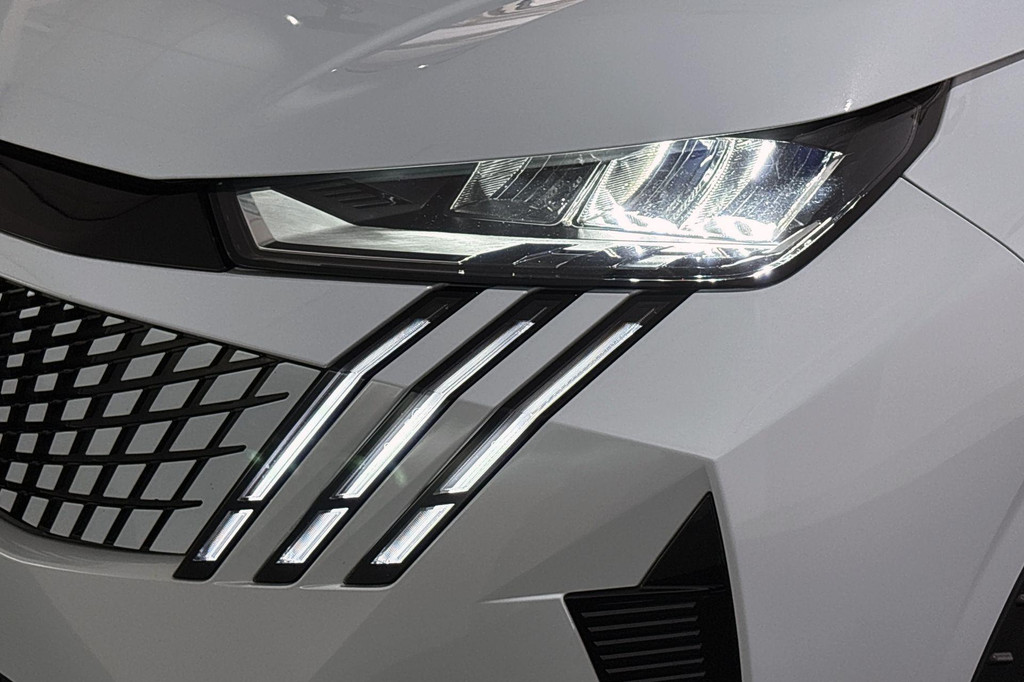 Peugeot 3008 (KGF99V) met abonnement