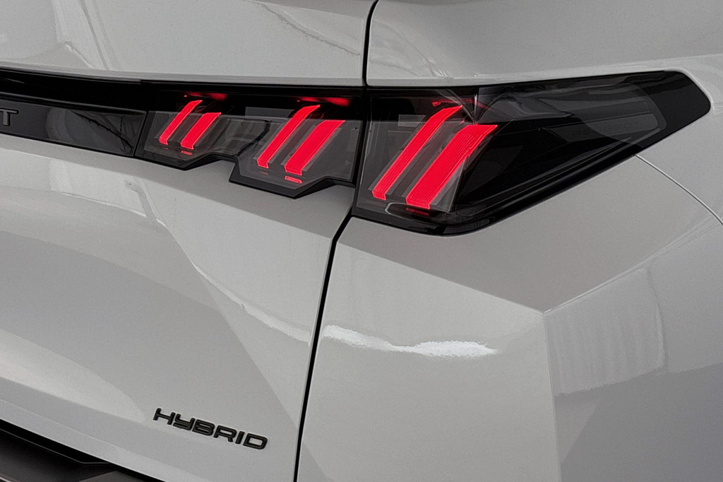 Peugeot 3008 (KGF99V) met abonnement