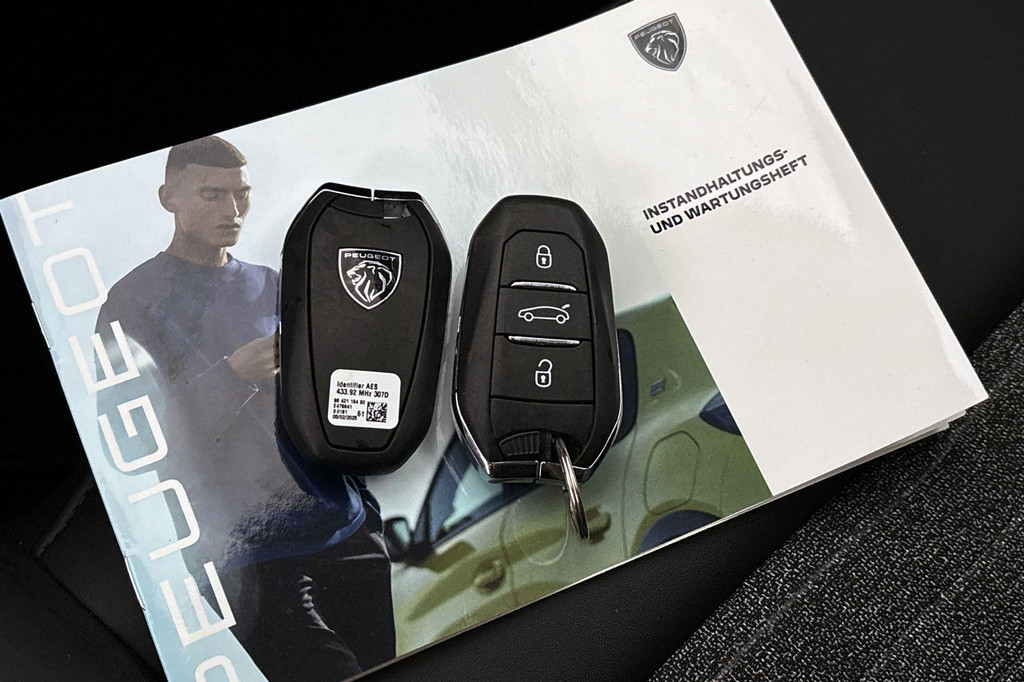 Peugeot 3008 (KGF99V) met abonnement