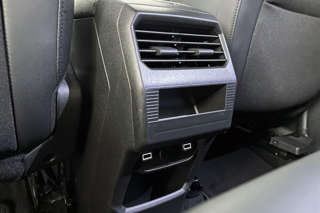 Peugeot 3008 (KGF99V) met abonnement