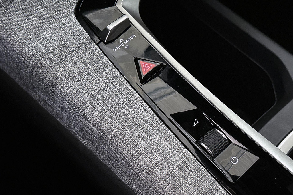 Peugeot 3008 (KGF99V) met abonnement