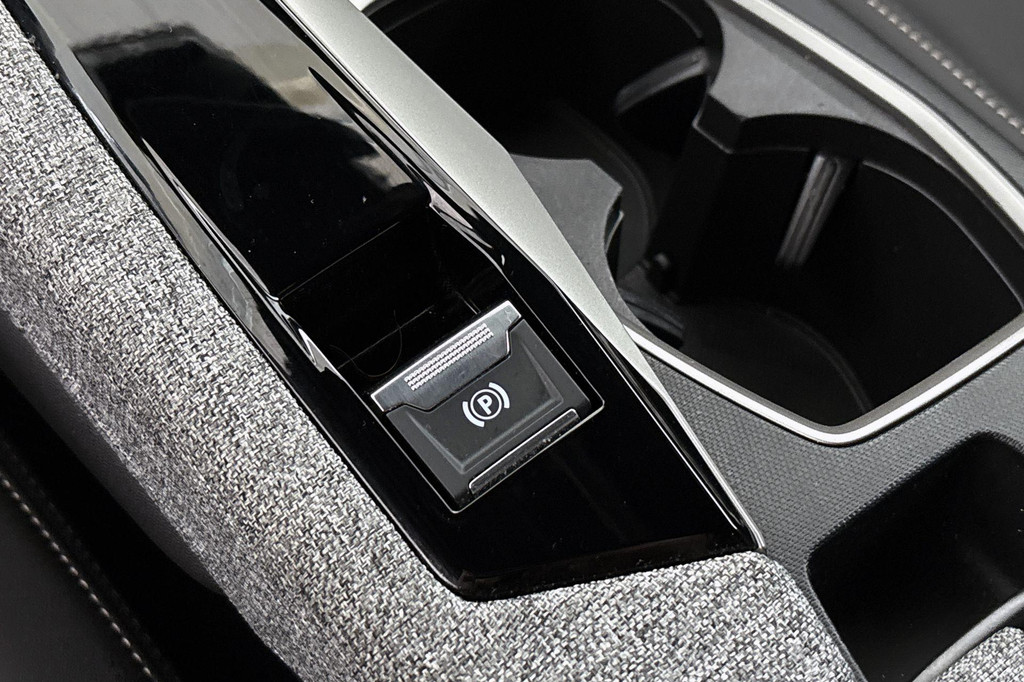 Peugeot 3008 (KGF99V) met abonnement