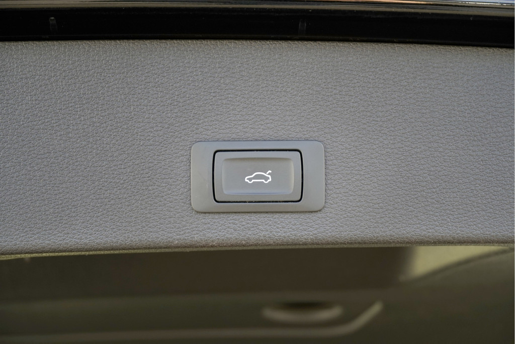 Audi Q2 (L394ZD) met abonnement